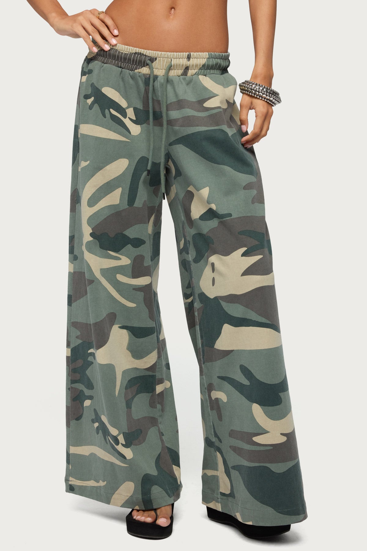 Allen Camo Wide Leg Sweatpants - OLIVE