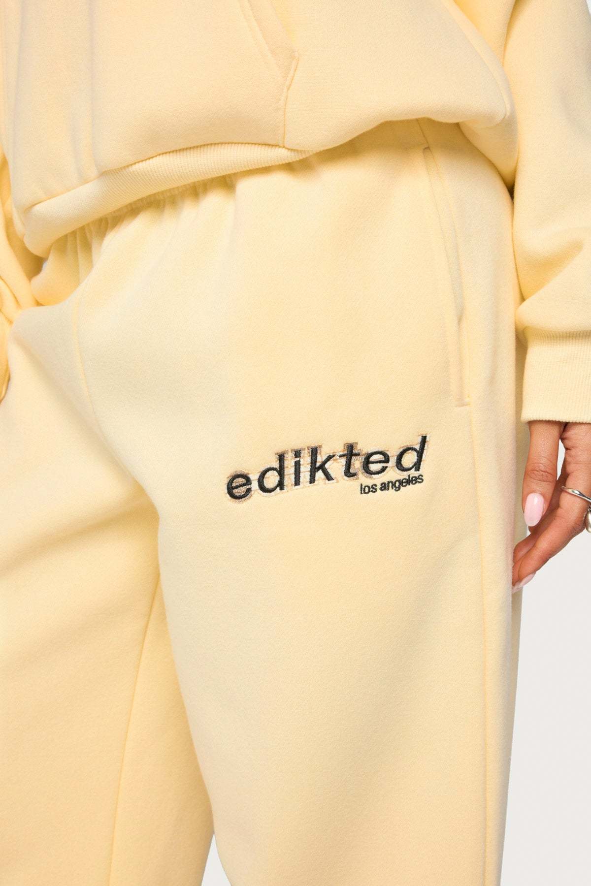 Edikted West Coast Sweatpants - LIGHT-YELLOW