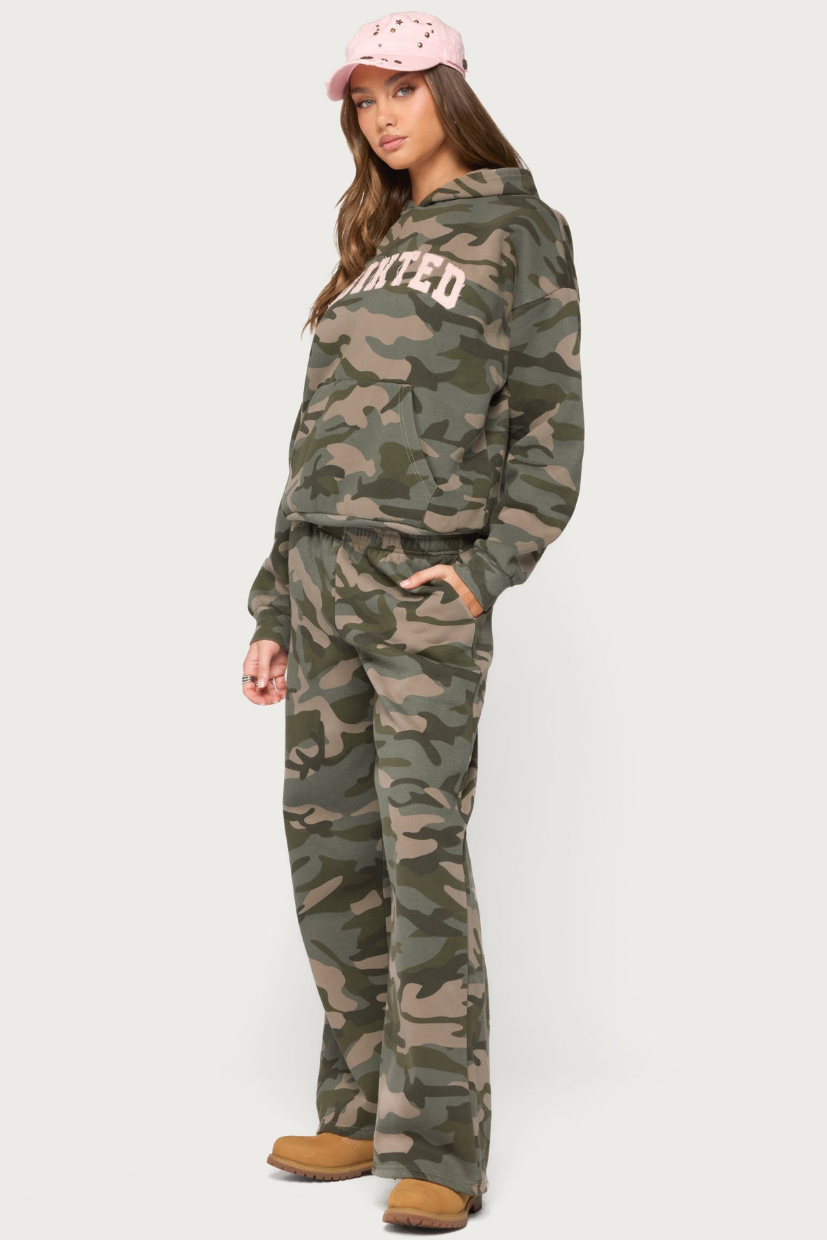 Camo Girl Sweatpants - OLIVE