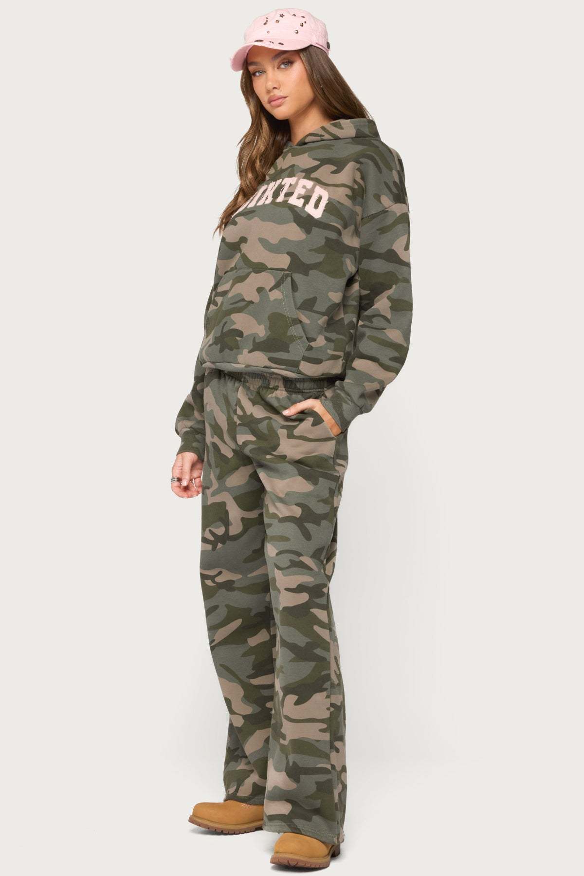 Camo Girl Sweatpants - OLIVE