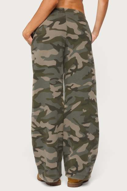 Camo Girl Sweatpants - OLIVE