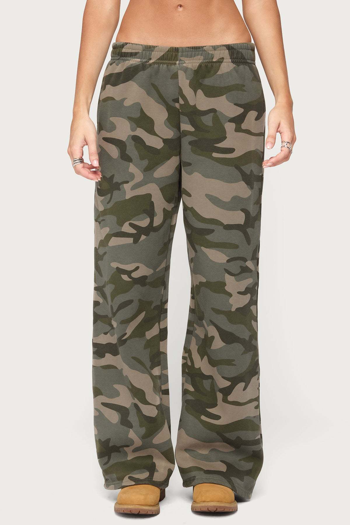 Camo Girl Sweatpants - OLIVE
