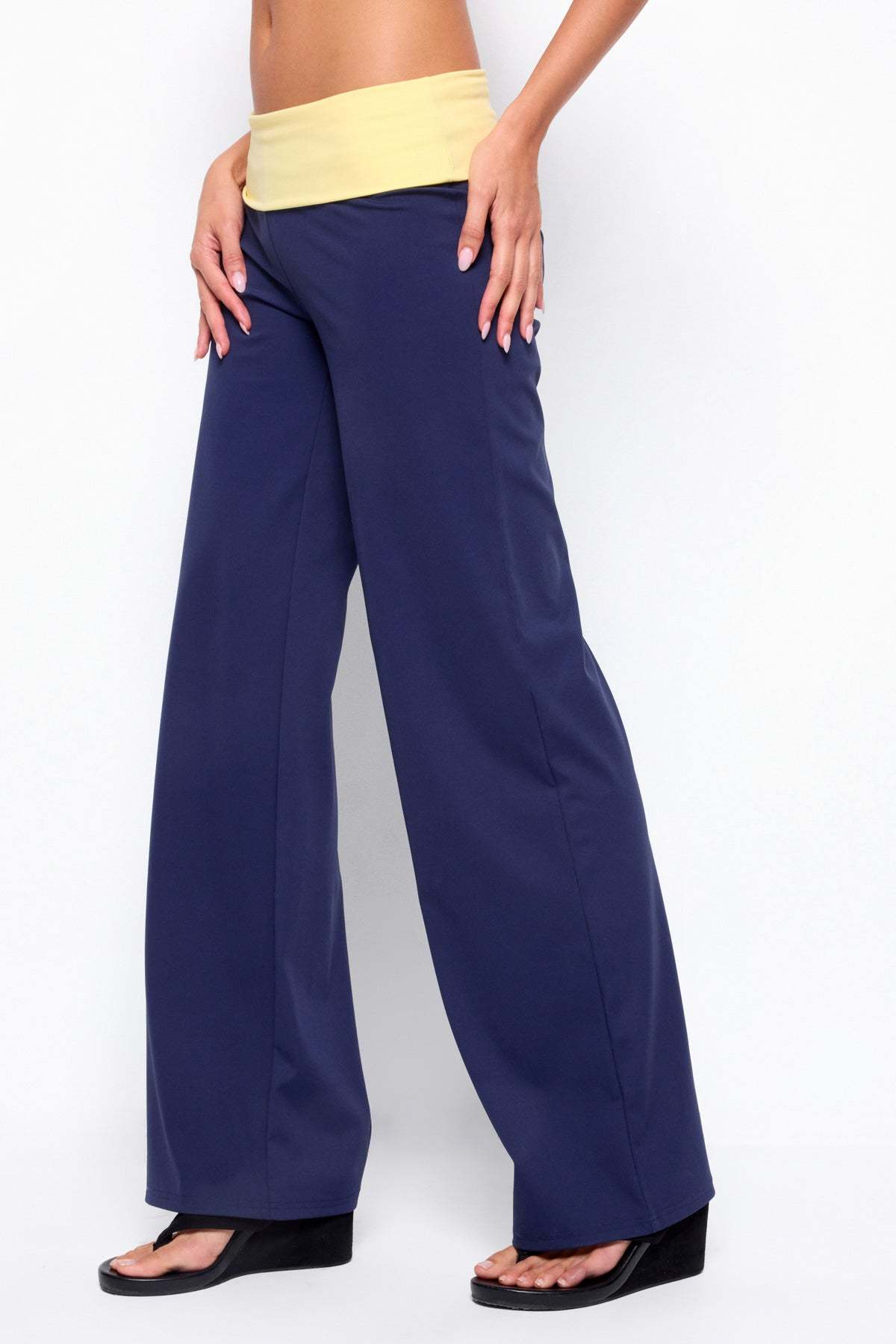 Dayna Contrast Foldover Straight Leg Pants - NAVY