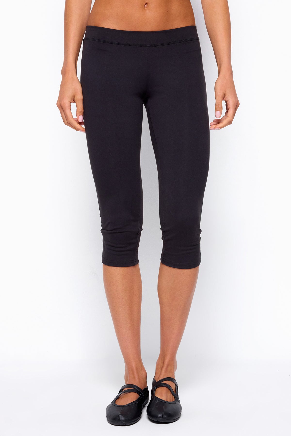 Aiko Capri Pants - BLACK
