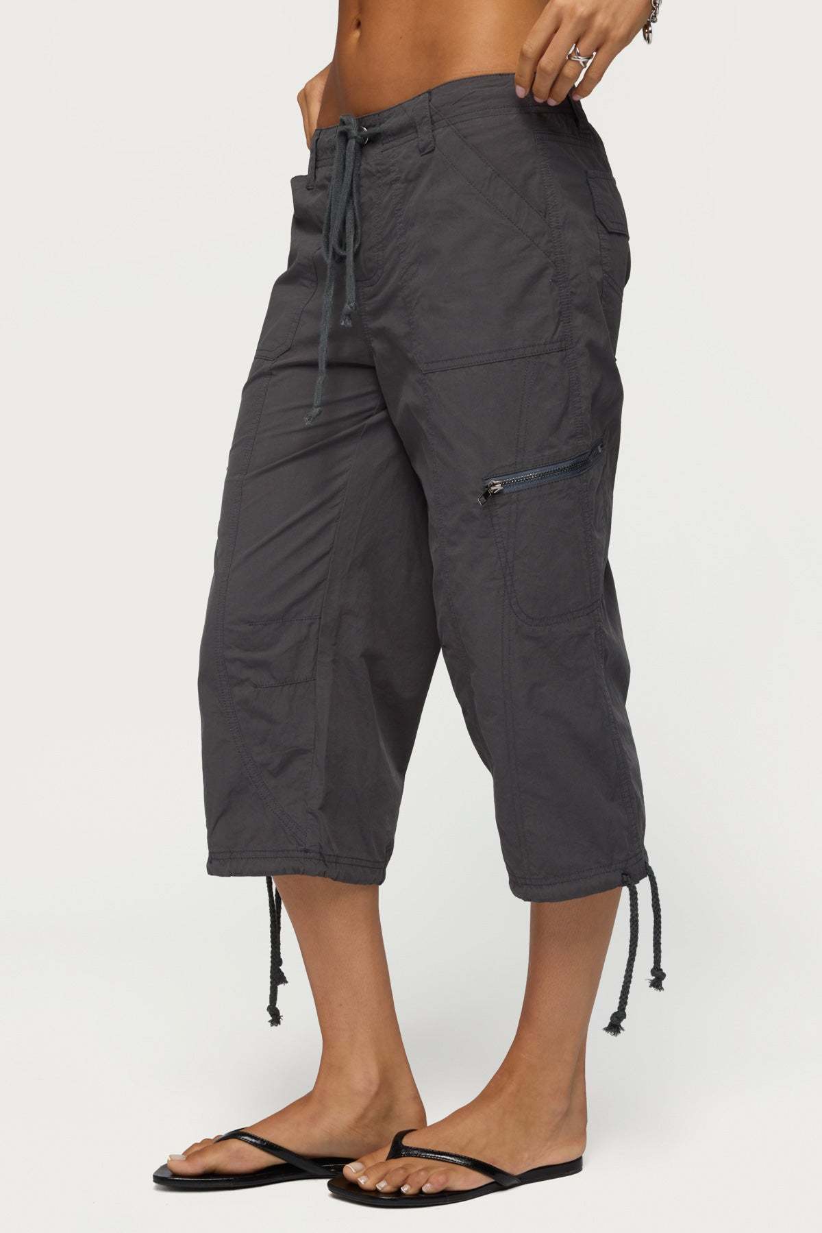 Lilith Cargo Capri Pants - GRAY