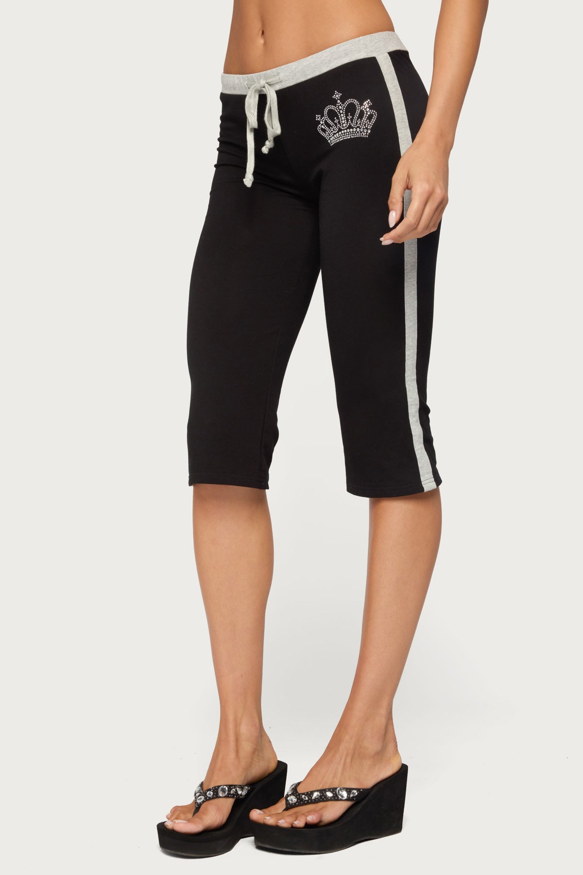 Crown Capri Pants - BLACK-AND-GRAY
