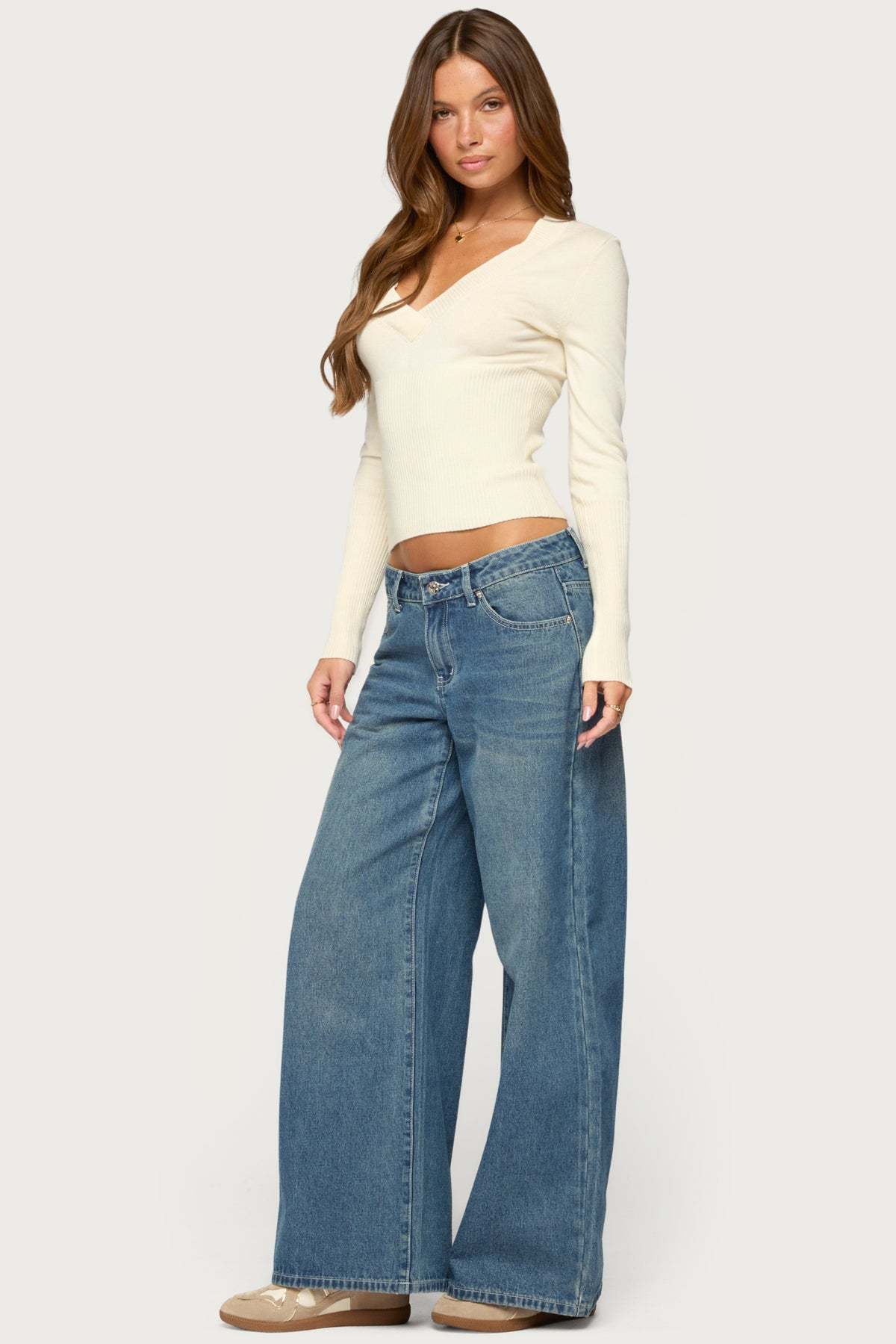 Aiya Knit V Neck Sweater - CREAM