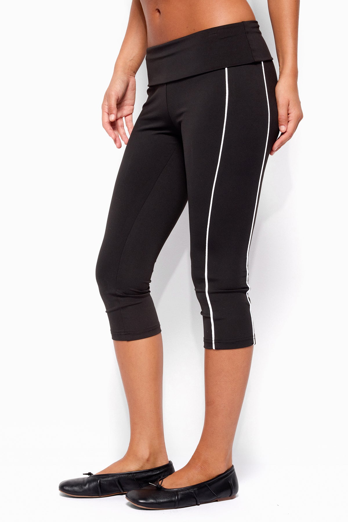 Halleigh Stripey Foldover Capri Pants - BLACK