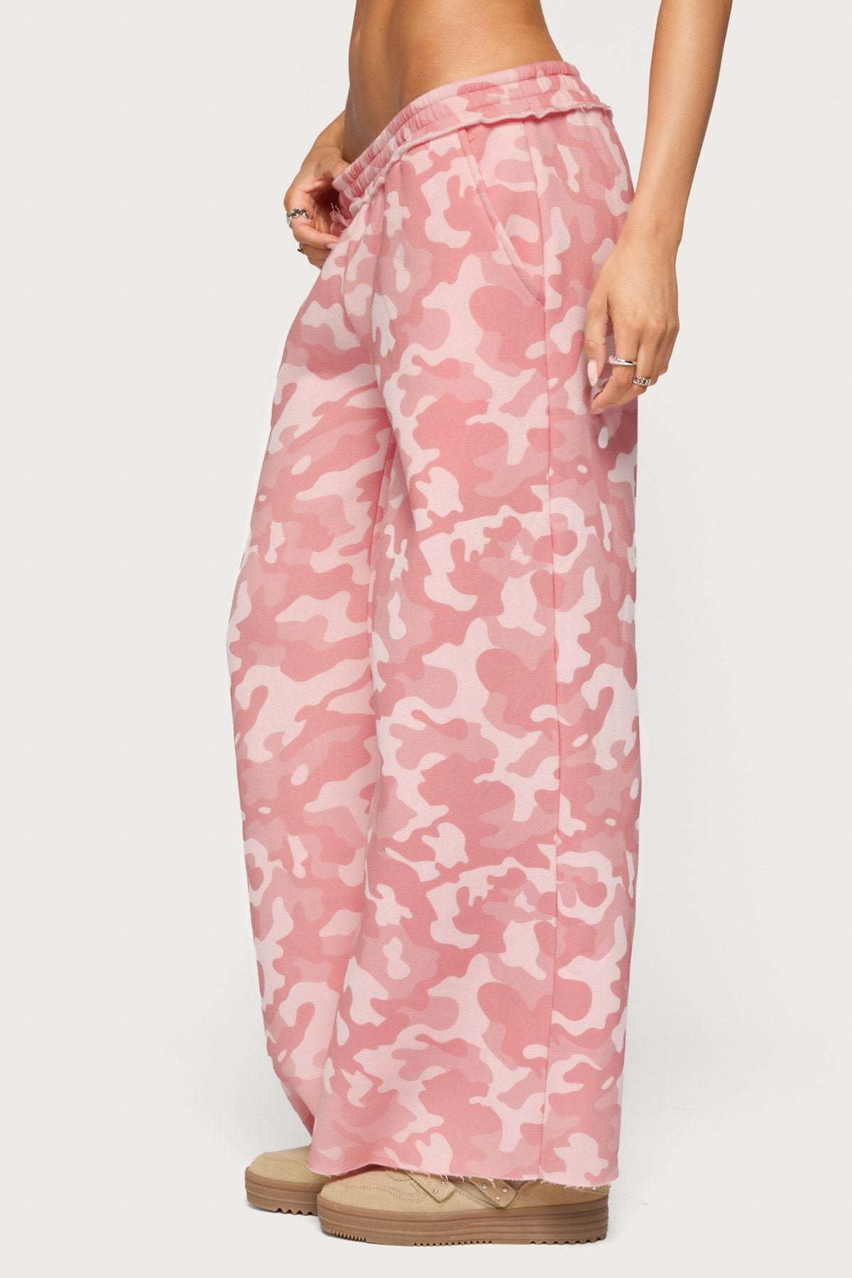 Adelyn Camo Wide Leg Sweatpants - PINK