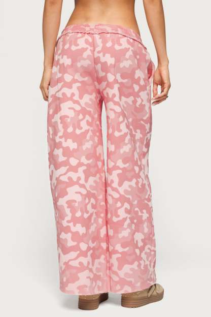 Adelyn Camo Wide Leg Sweatpants - PINK