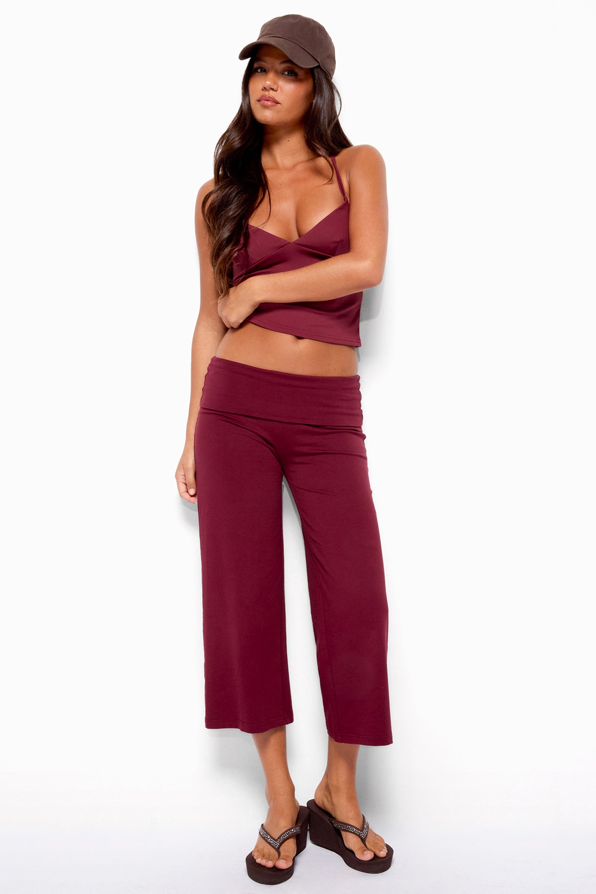 Kanel Foldover Capri Pants - MAROON