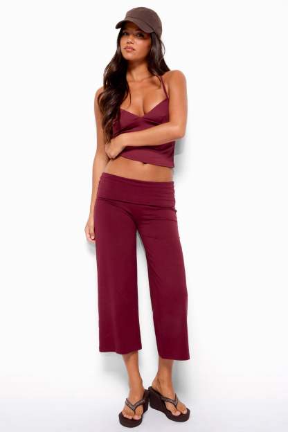 Kanel Foldover Capri Pants - MAROON