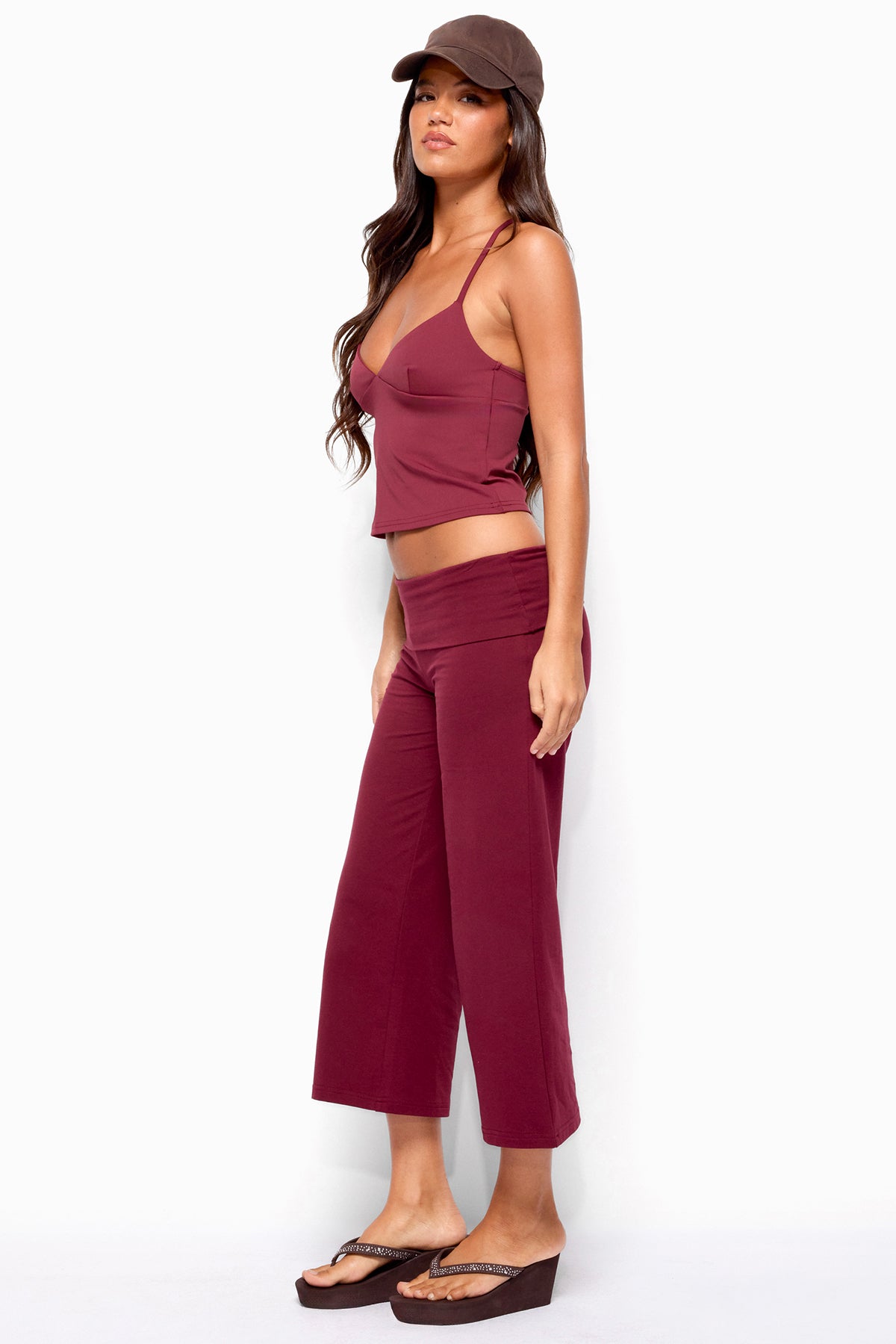 Kanel Foldover Capri Pants - MAROON