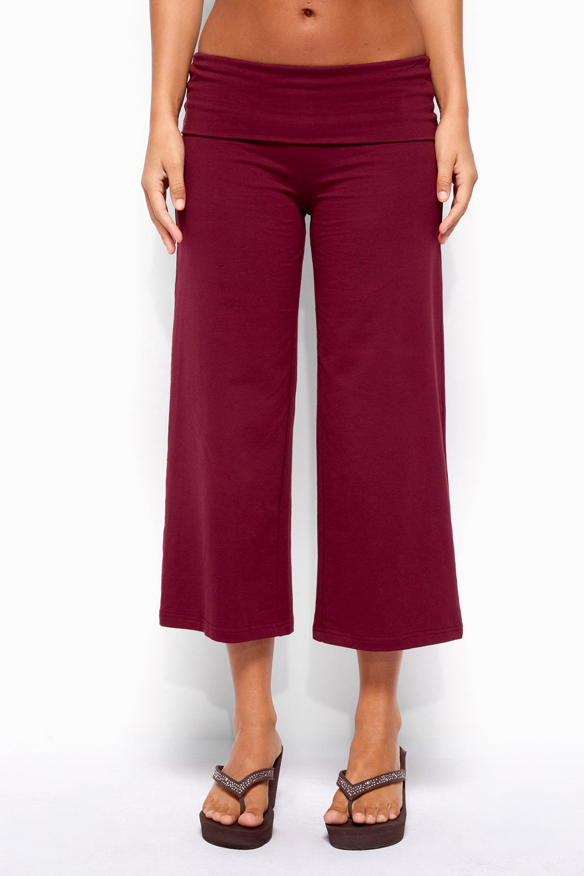 Kanel Foldover Capri Pants - MAROON