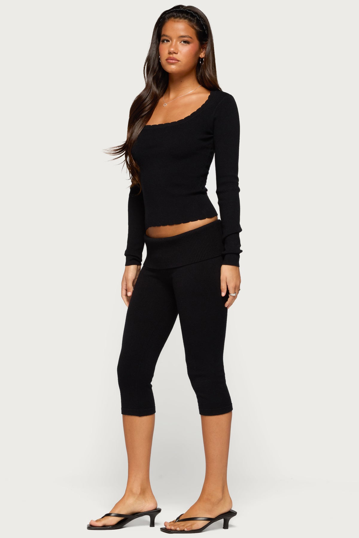 Raira Scalloped Knit Long Sleeve Top - BLACK
