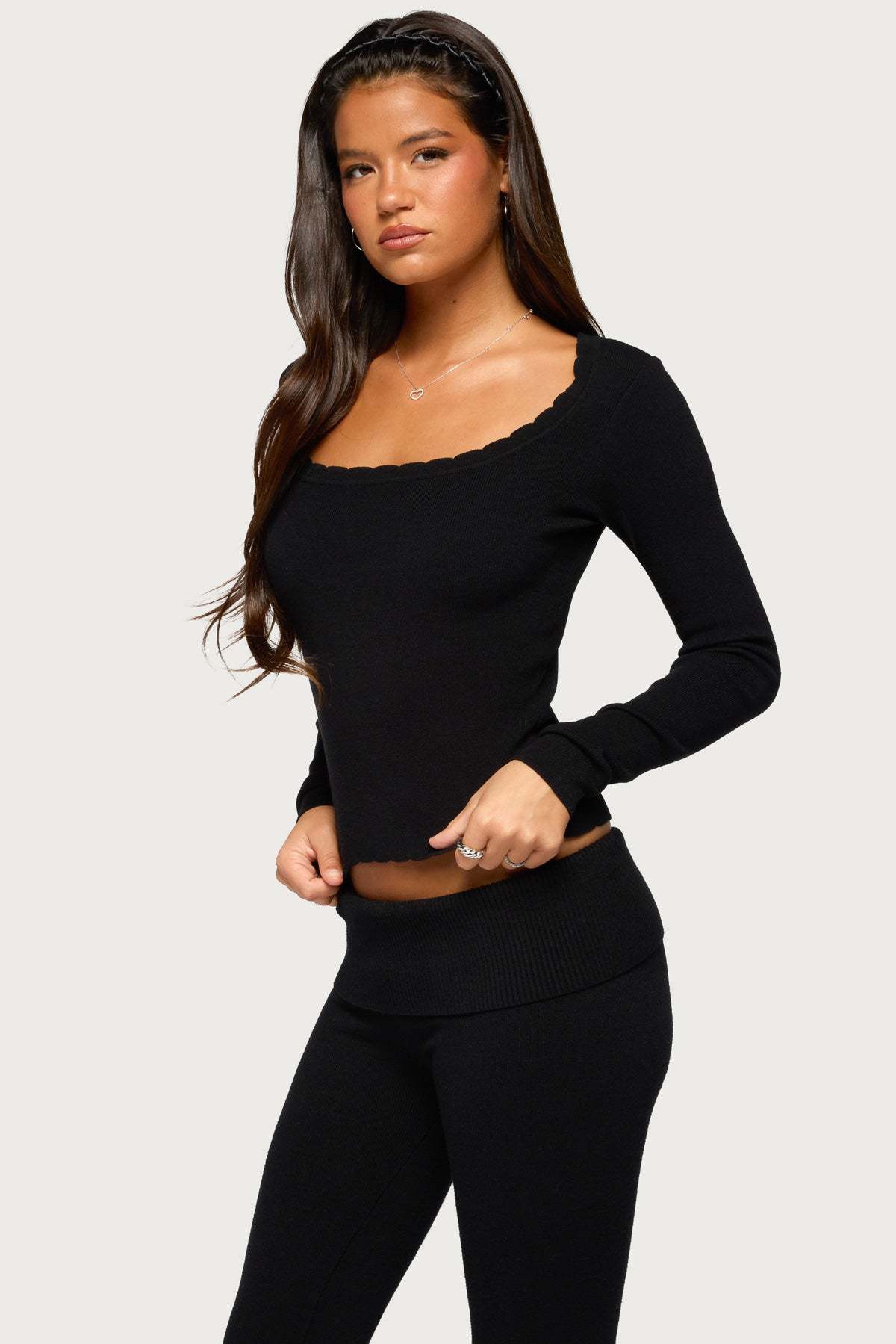 Raira Scalloped Knit Long Sleeve Top - BLACK