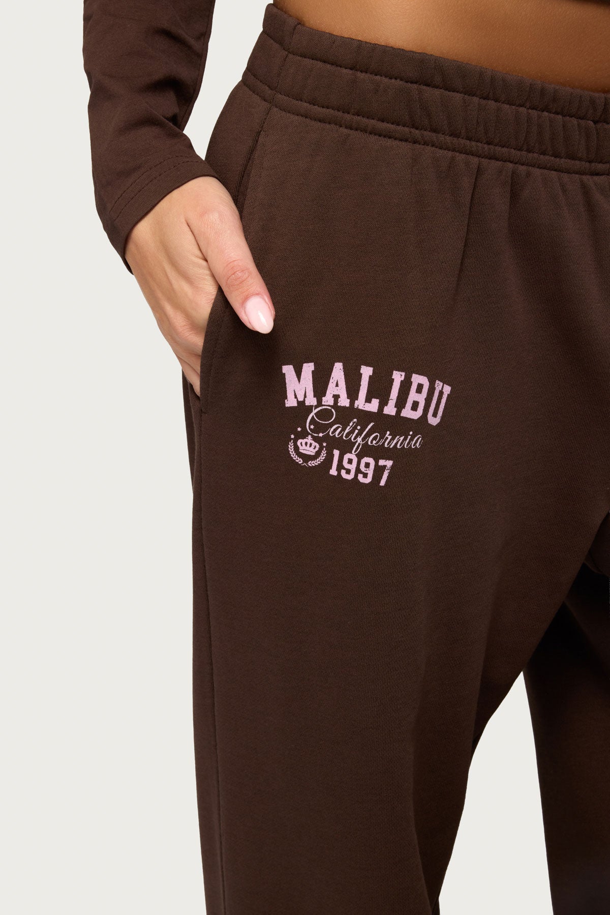 Edikted Malibu Sweatpants - BROWN