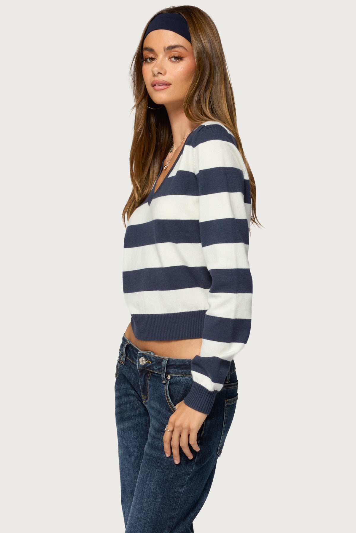 Austen Striped V Neck Sweater - NAVY-AND-WHITE