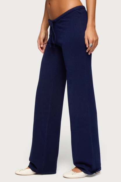 Alkira Knit Straight Leg Pants - NAVY