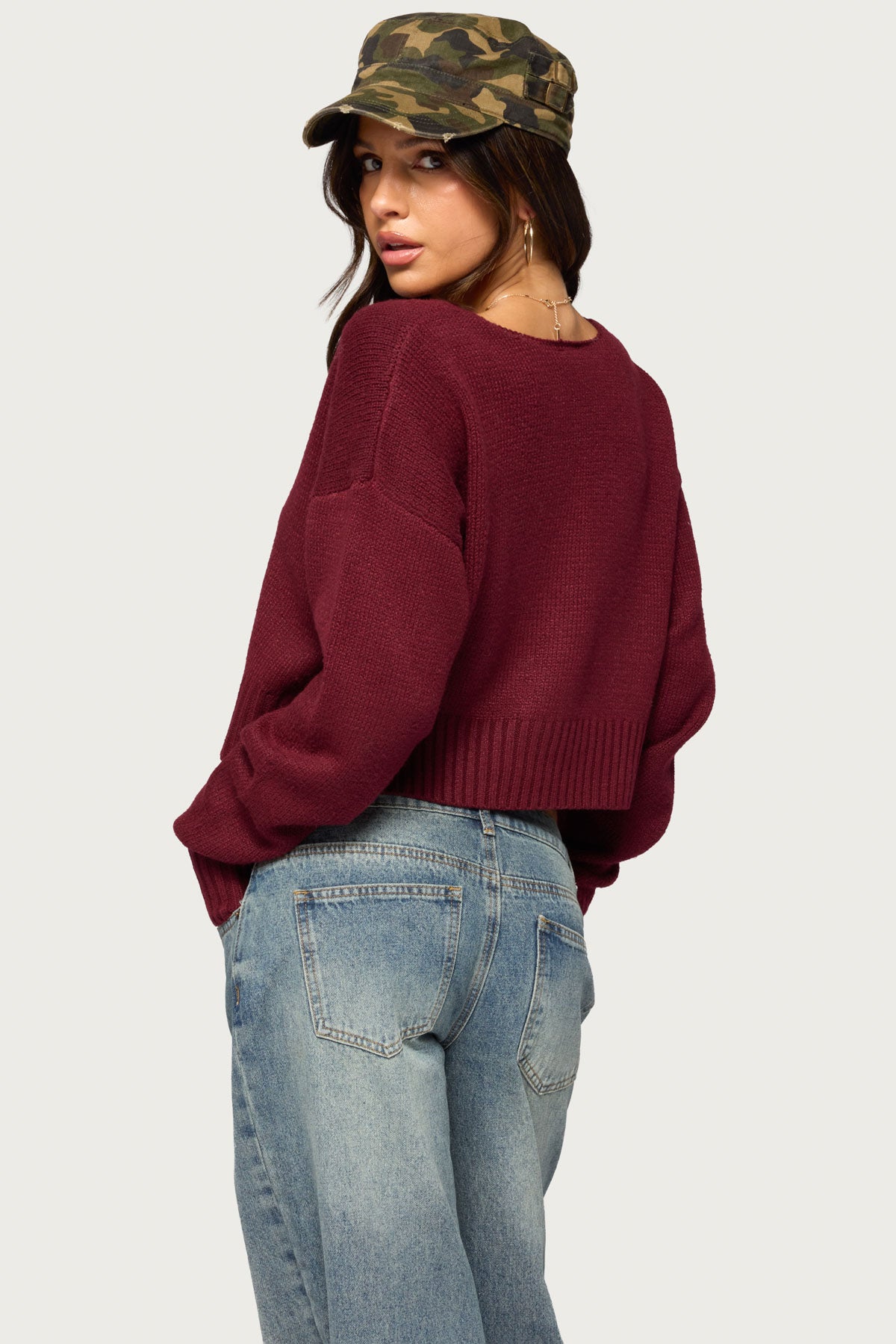 Sandi V Neck Knit Sweater - MAROON