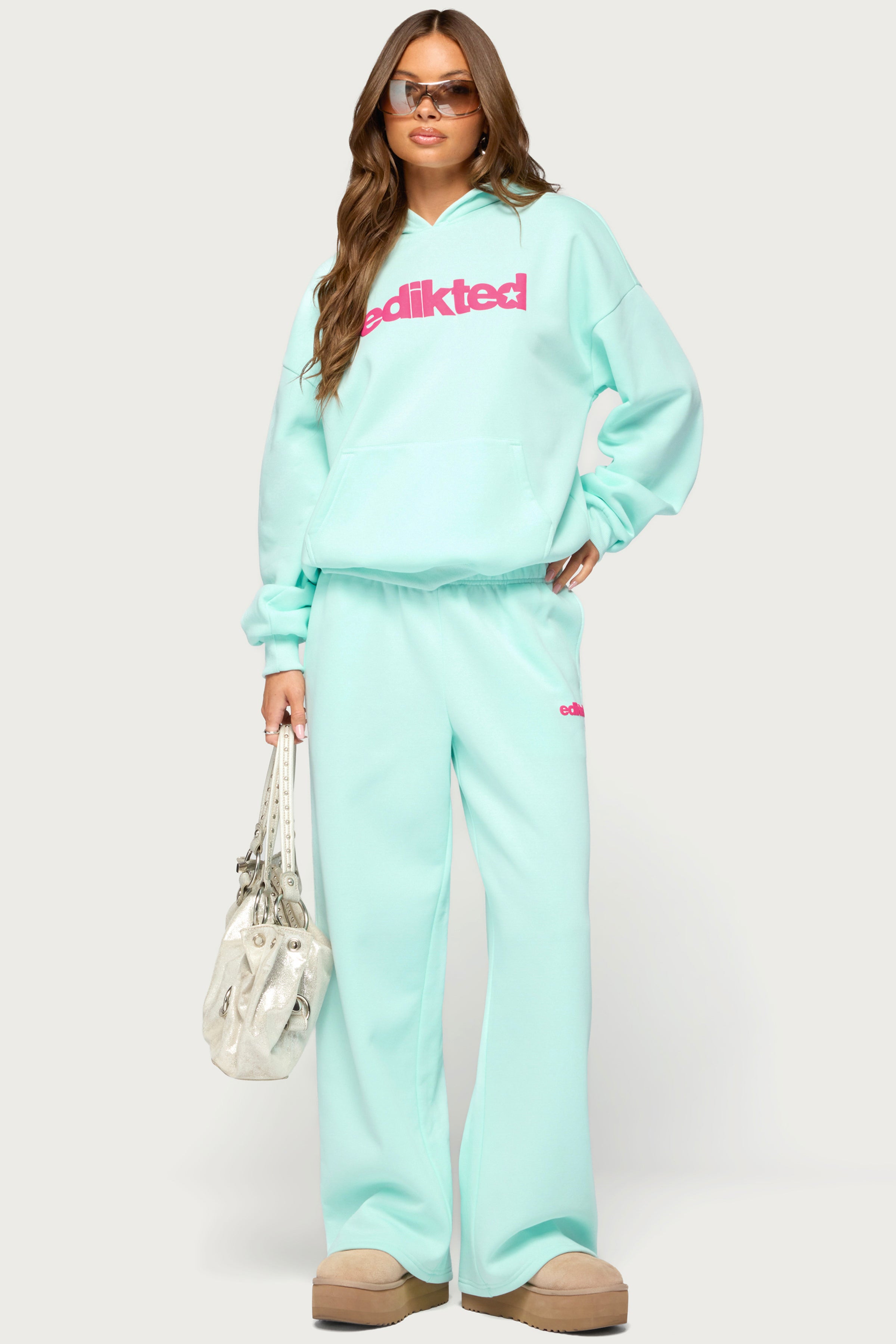 Edikted Star Graphic Sweatpants - AQUA