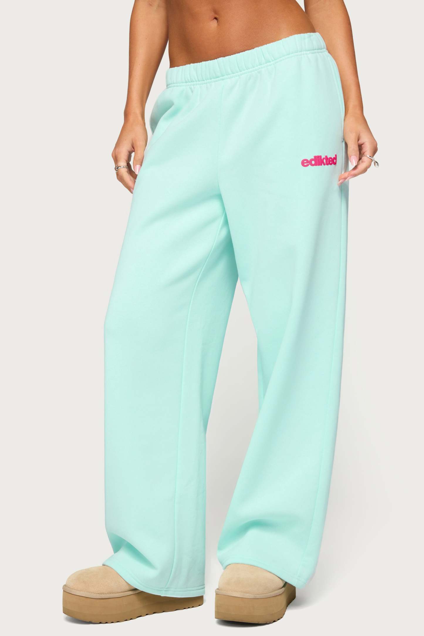 Edikted Star Graphic Sweatpants - AQUA