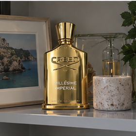 Customer fragrance showcase