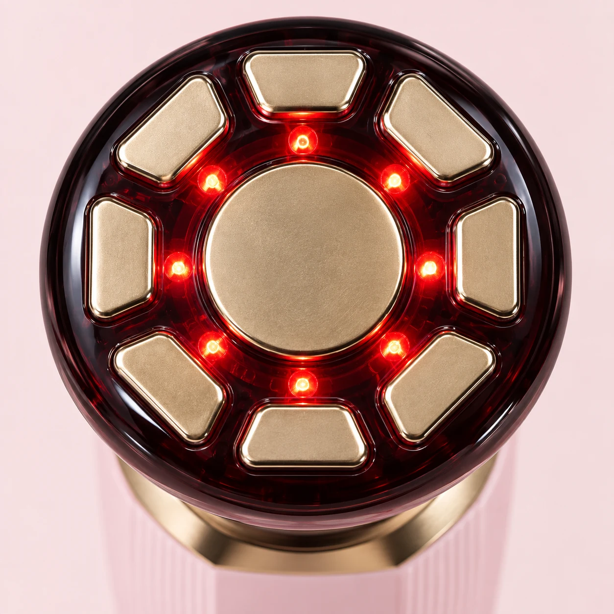 Circular contact head with eight outer contact pads