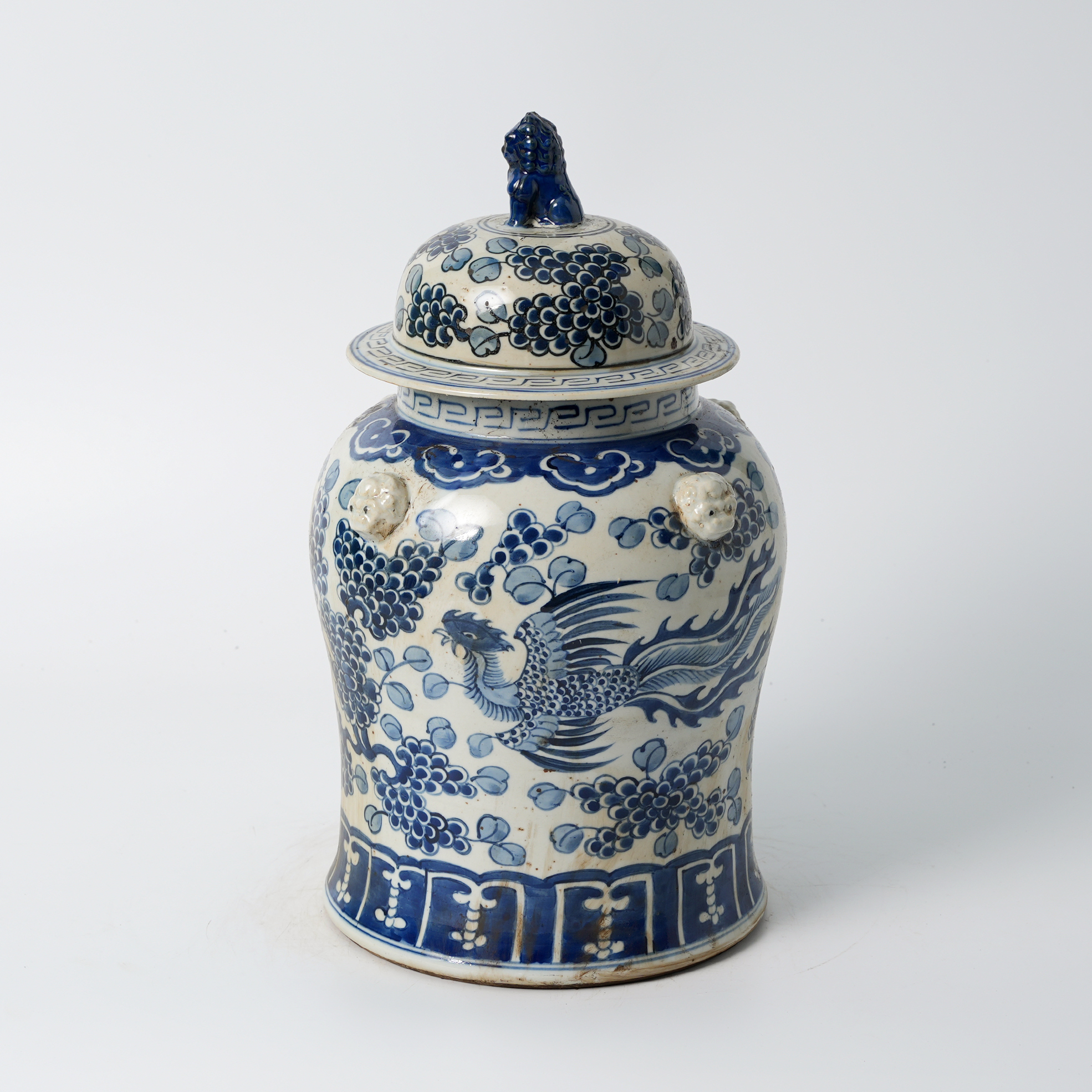 Antique blue and white porcelain lion head ceramic flower pot, hand-painted 61
