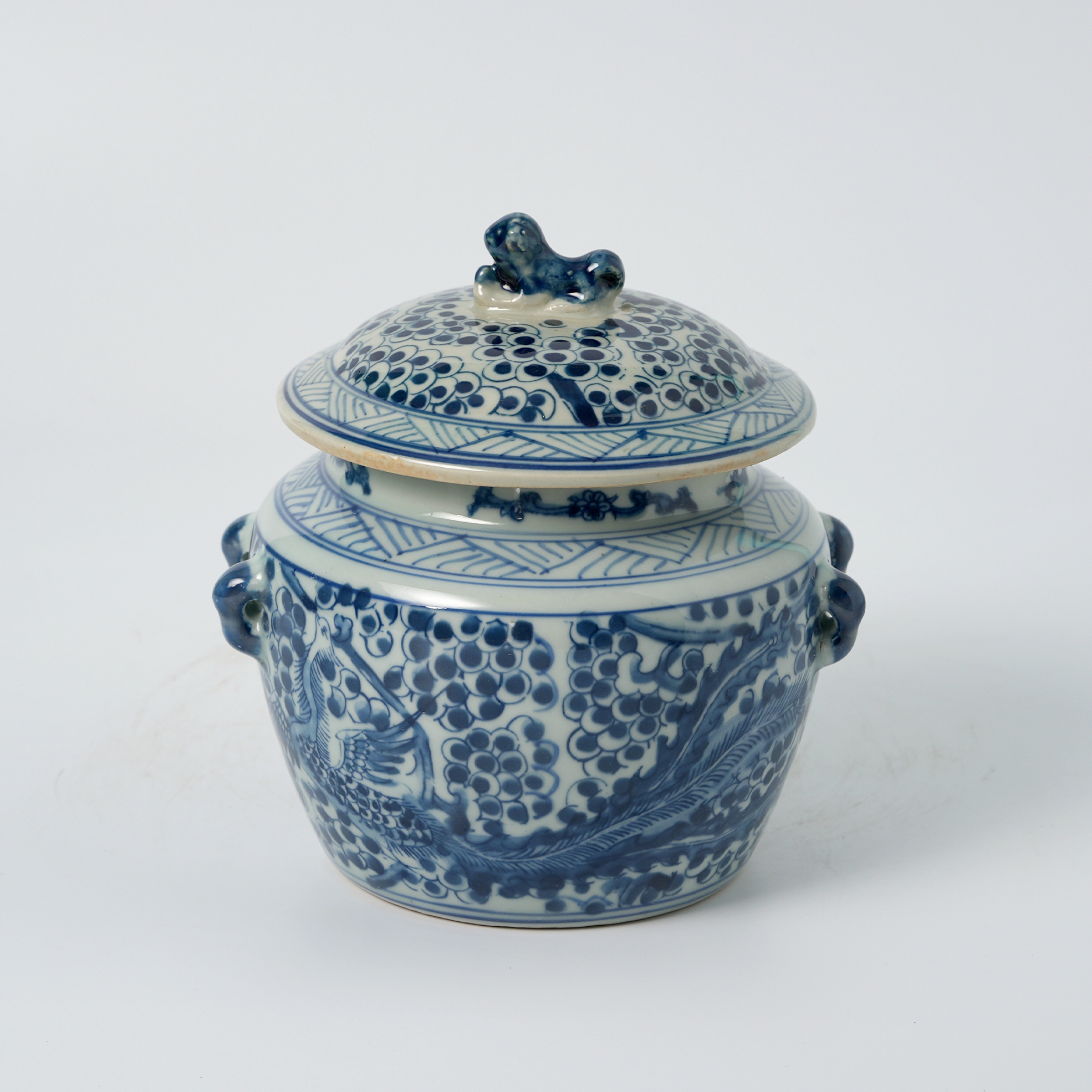 Antique blue and white floral pattern decorated ginger jar lid 71