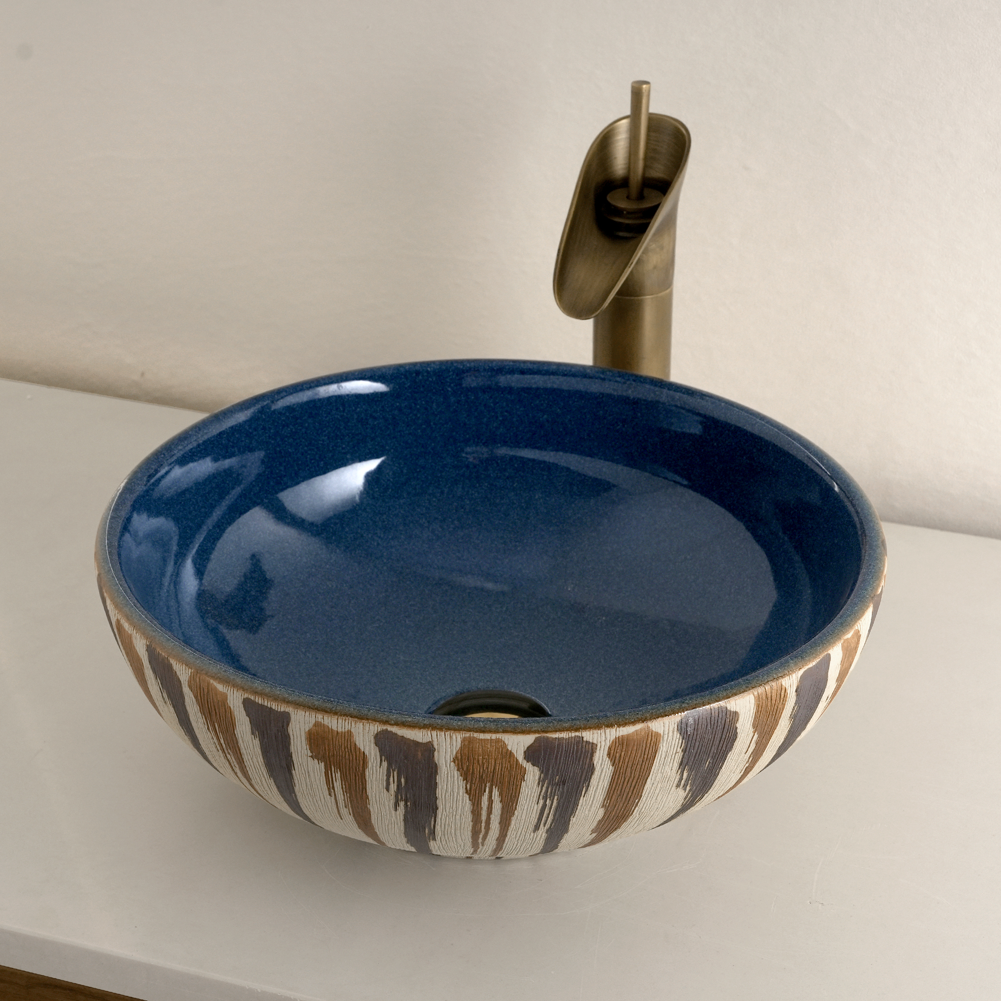 Blue graffiti-style washbasin