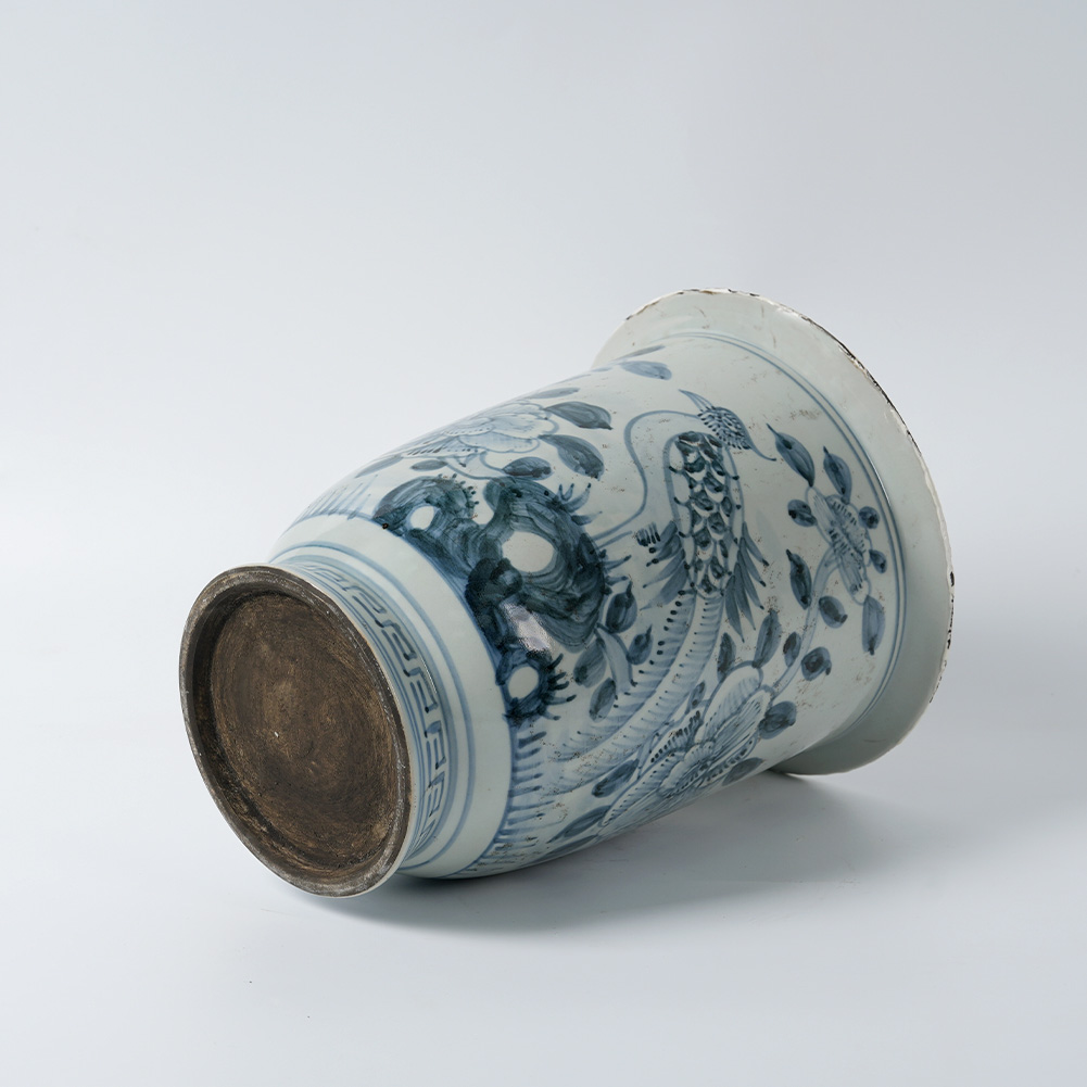 Antique blue and white porcelain hand-painted ceramic flower pot 45