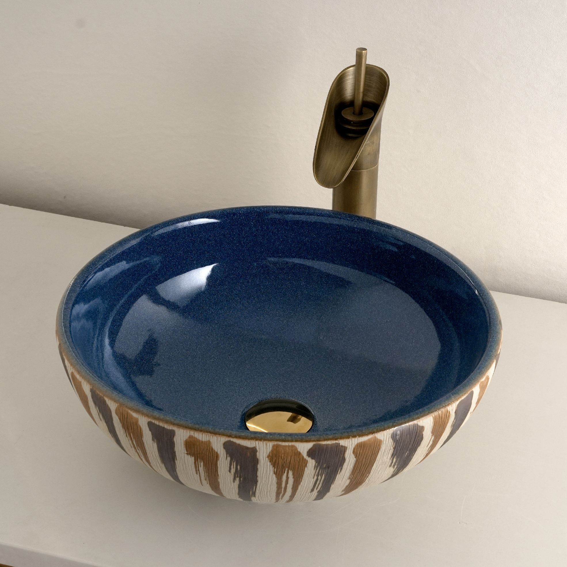 Blue graffiti-style washbasin