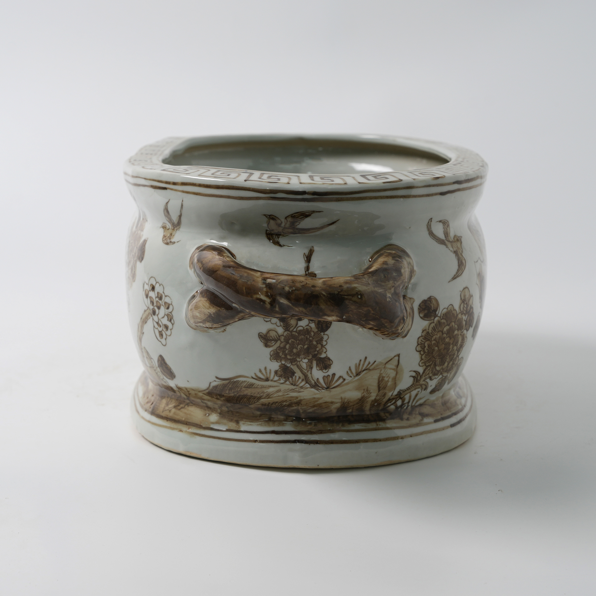 Brown antique hand-painted double-handled ceramic flower pot 80