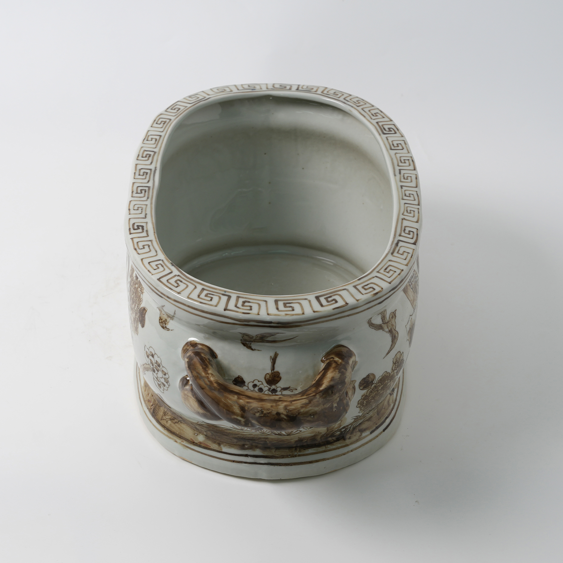 Brown antique hand-painted double-handled ceramic flower pot 80