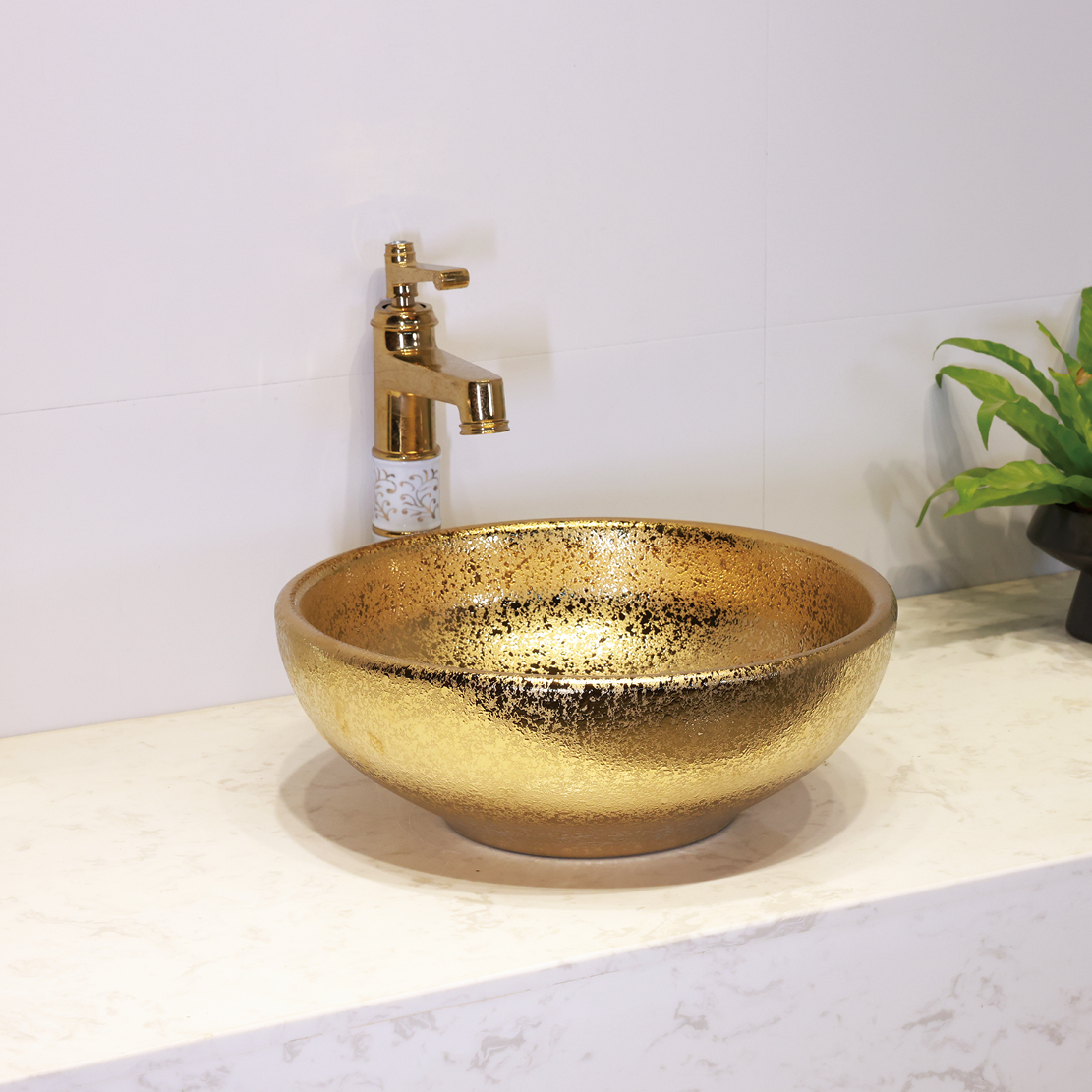 Gold washbasin