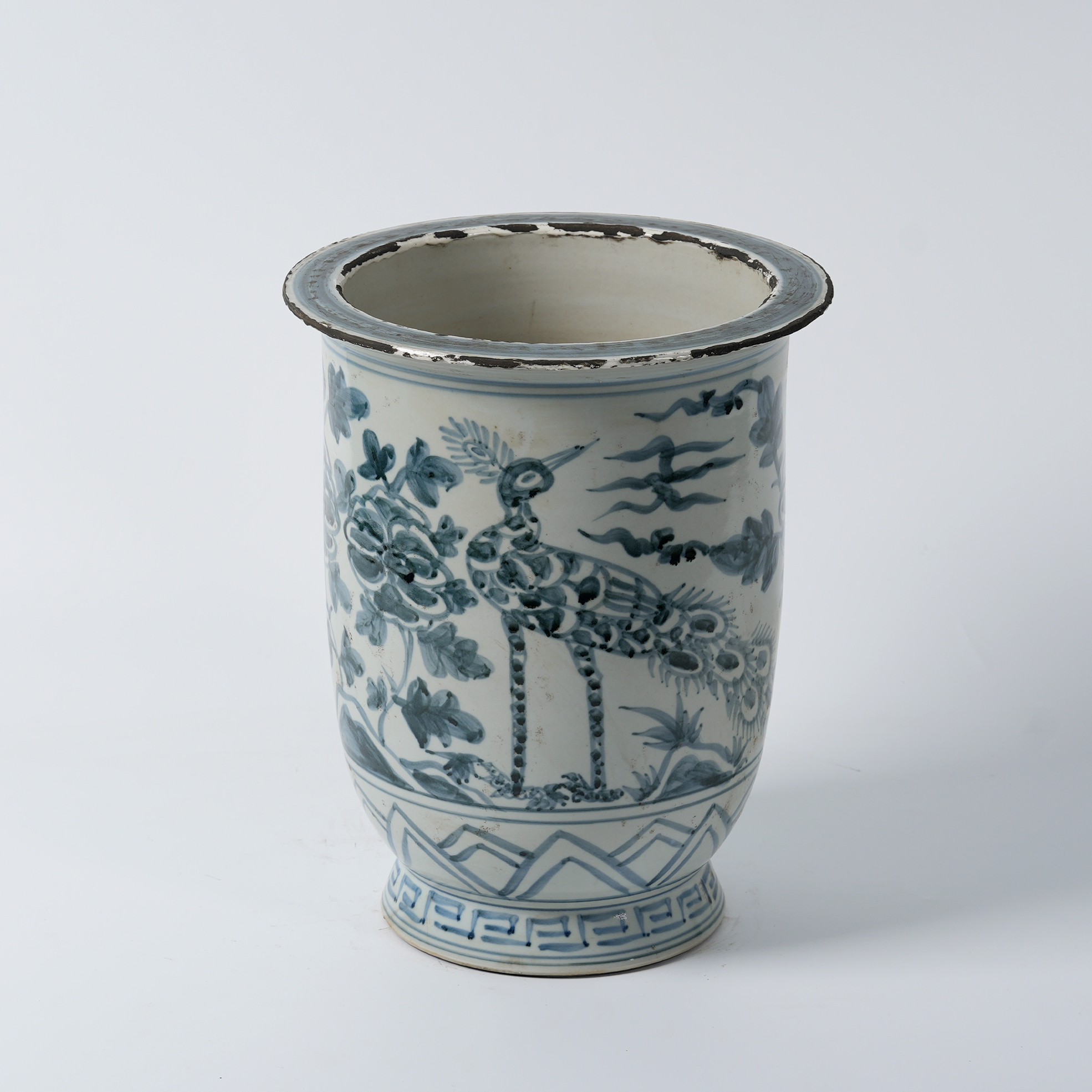 Antique blue and white porcelain hand-painted ceramic flower pot 43