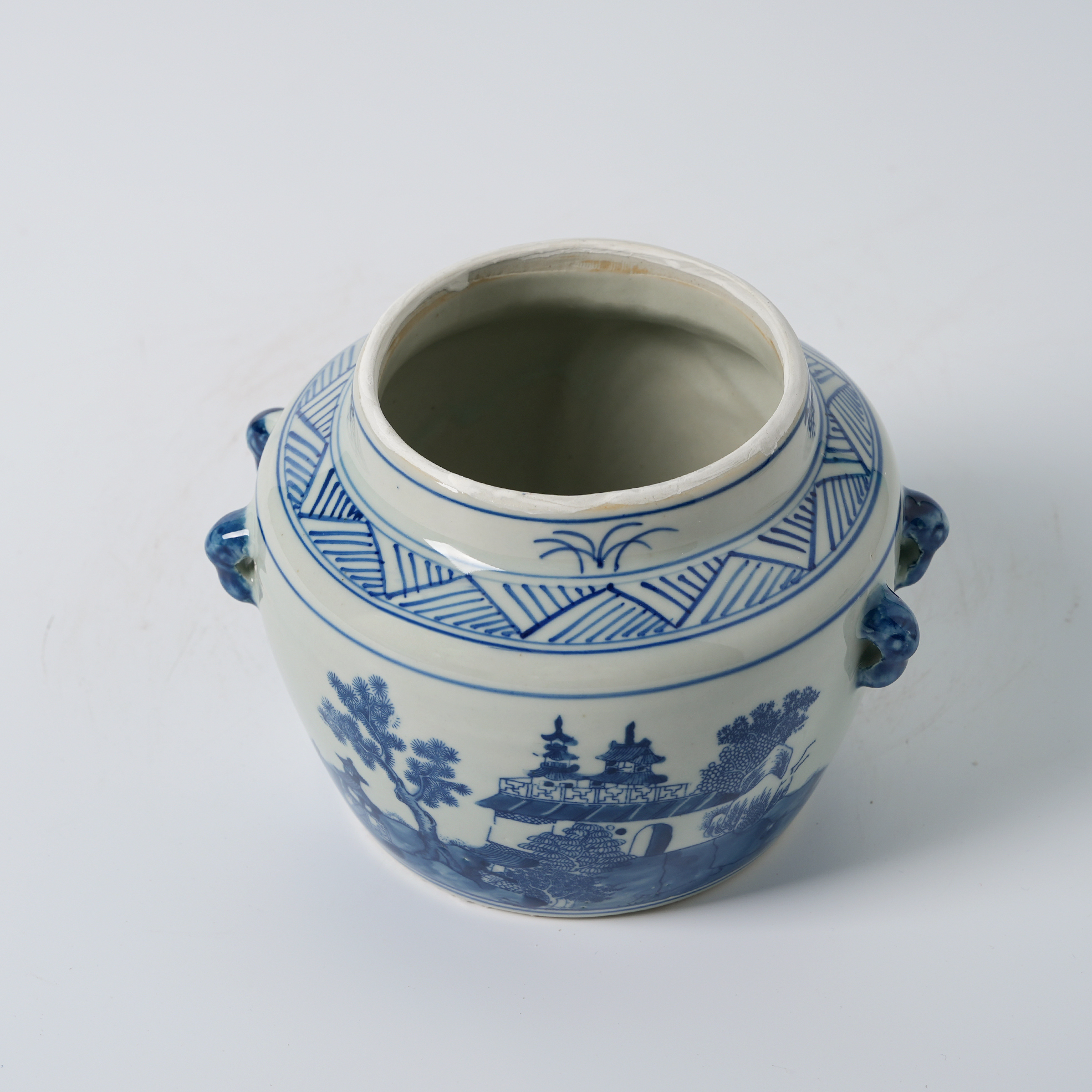 Antique blue and white floral pattern decorated ginger jar lid 69