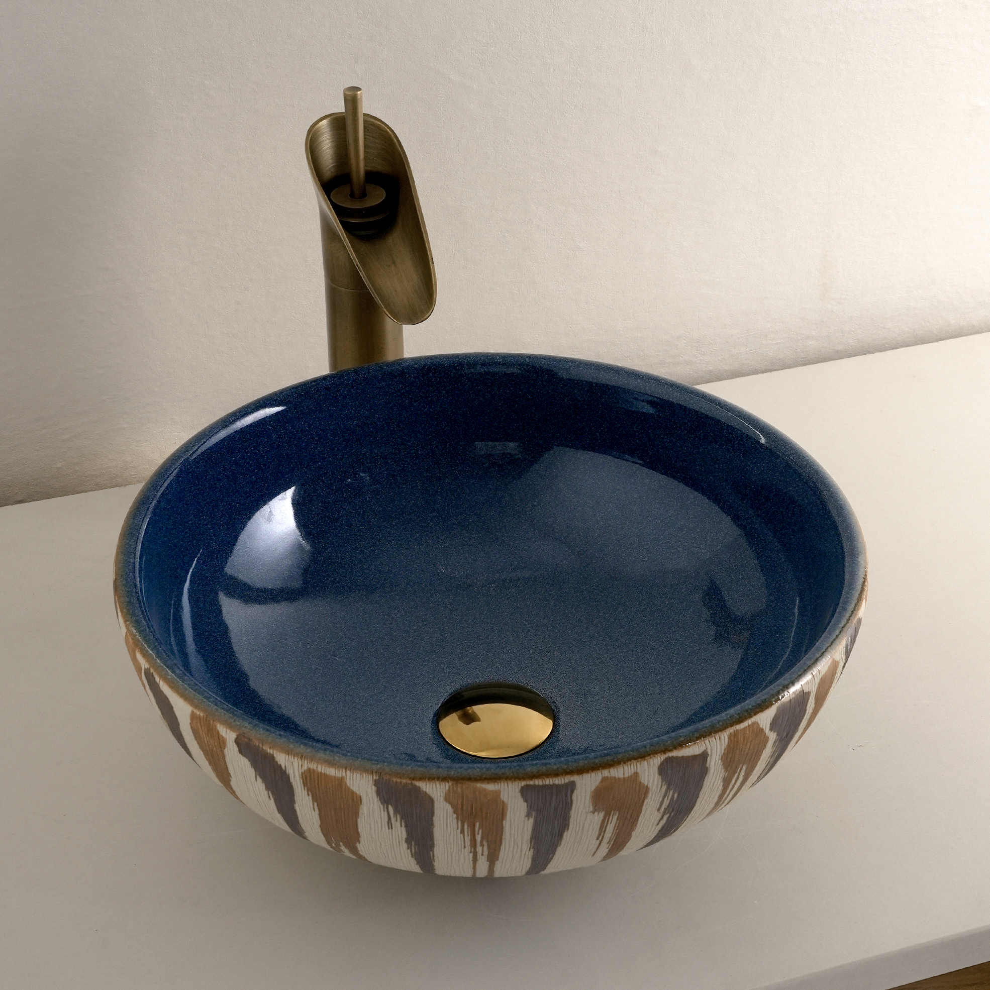Blue graffiti-style washbasin