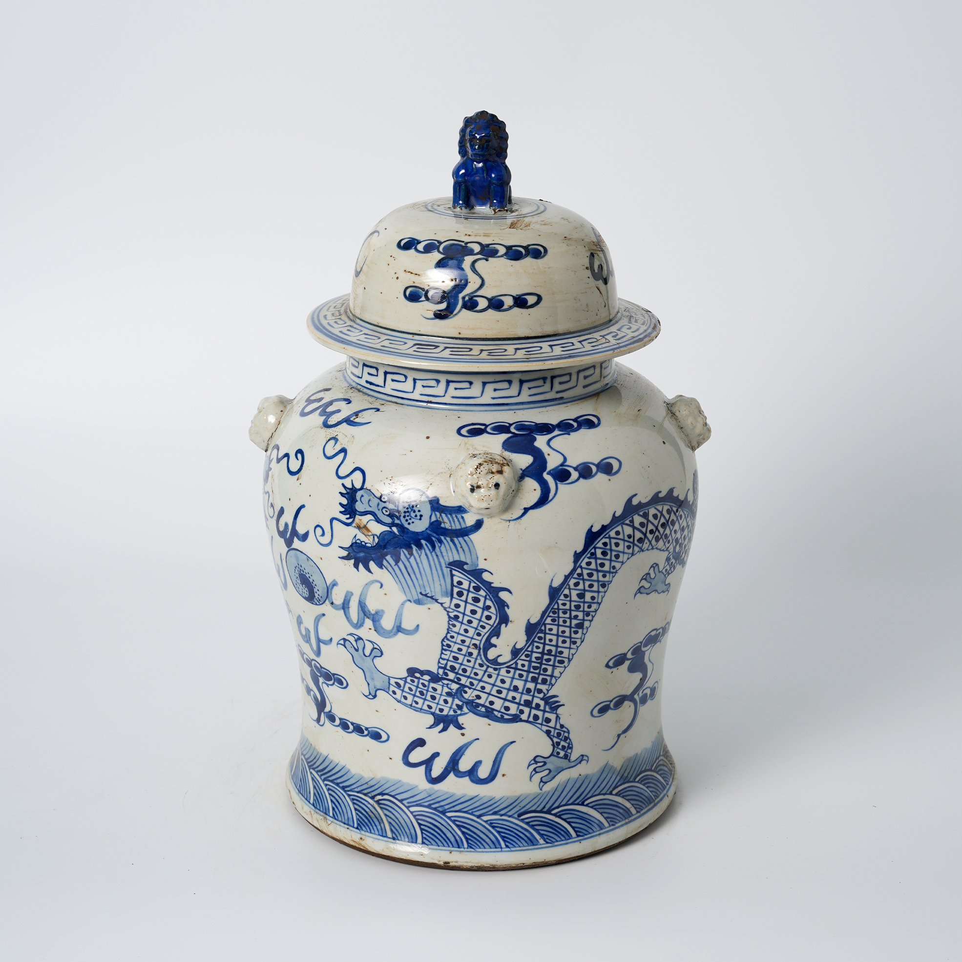 Antique blue and white porcelain lion head ceramic flower pot, hand-painted 65