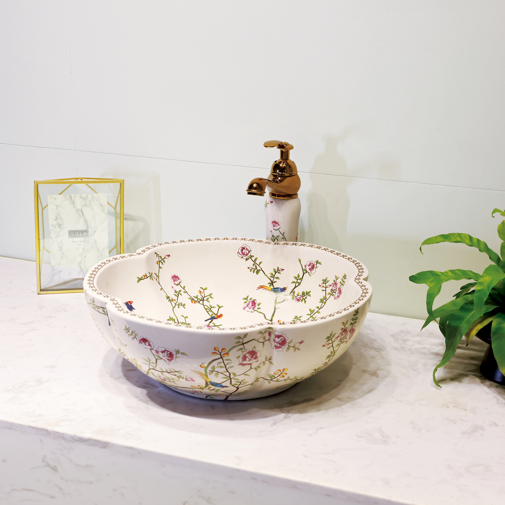 Ceramic washbasin with white petal print