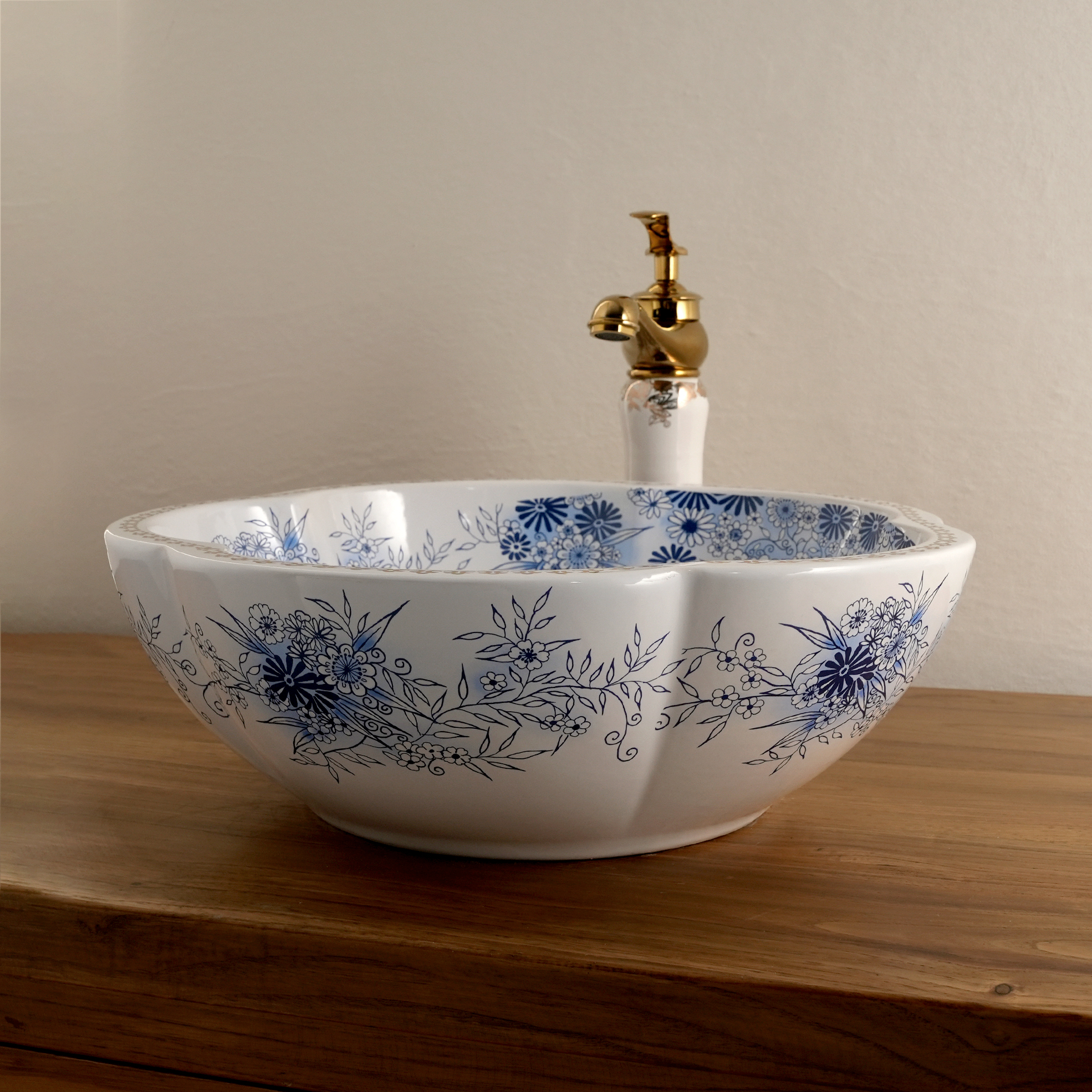 Ceramic washbasin with white petal print