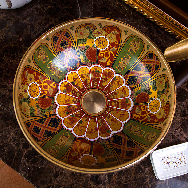 Vintage-style patterned washbasin