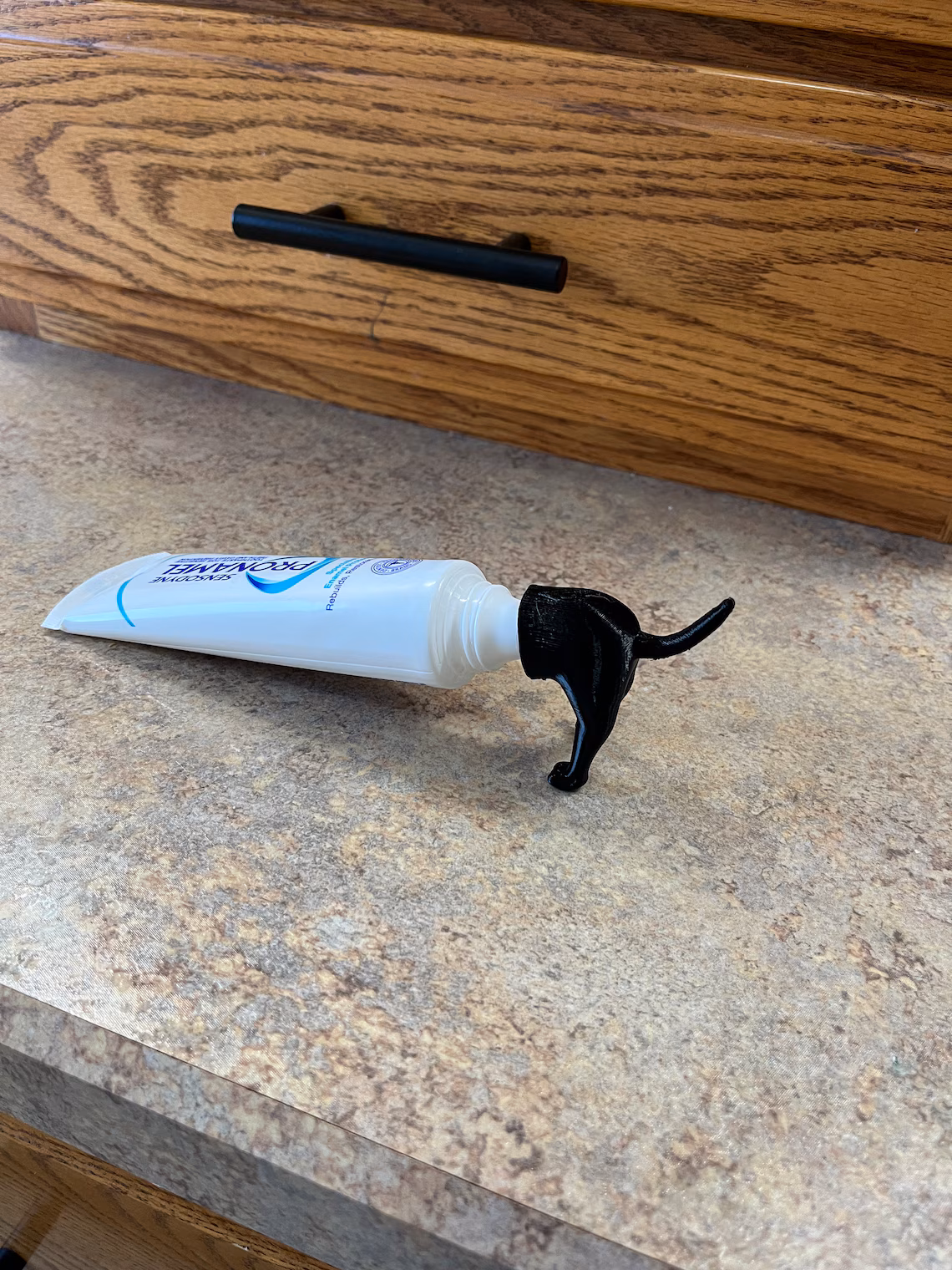 Pooping Dog Butt Toothpaste Topper