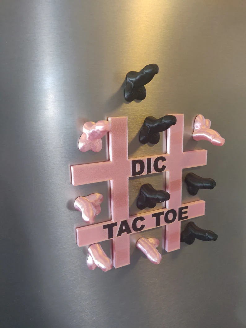 Magnetic Dic Tac Toe - Fun and Unique Fridge Game