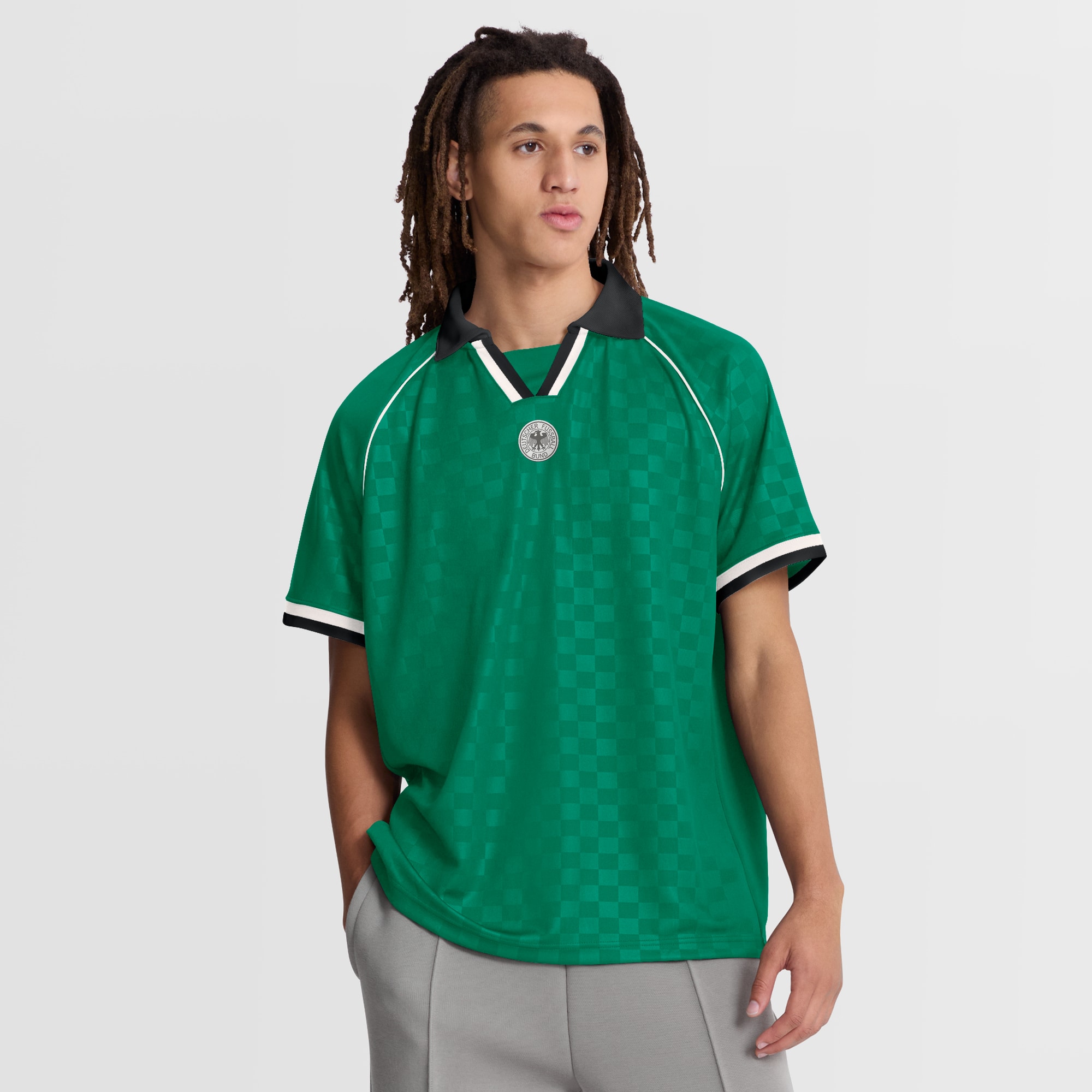 Germany National Team Retro Raglan V Neck Fashion Jersey Green