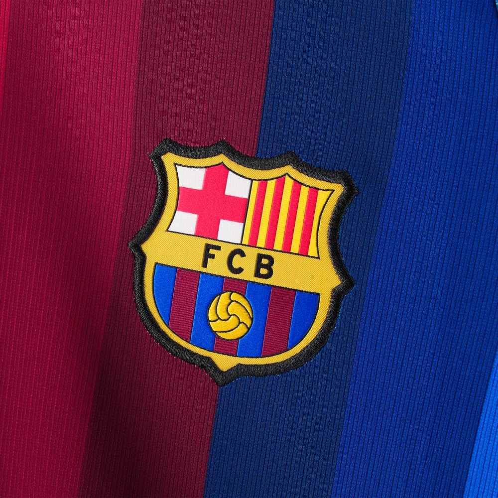 Barcelona Women's 2026/27 Home Stadium Fan Jersey Red - detail view 2