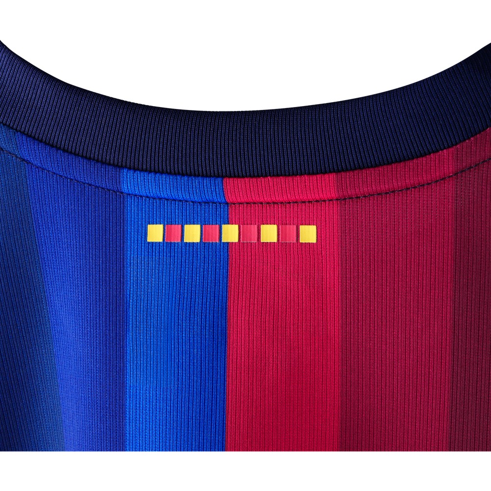 Barcelona Women's 2026/27 Home Stadium Fan Jersey Red - detail view 3