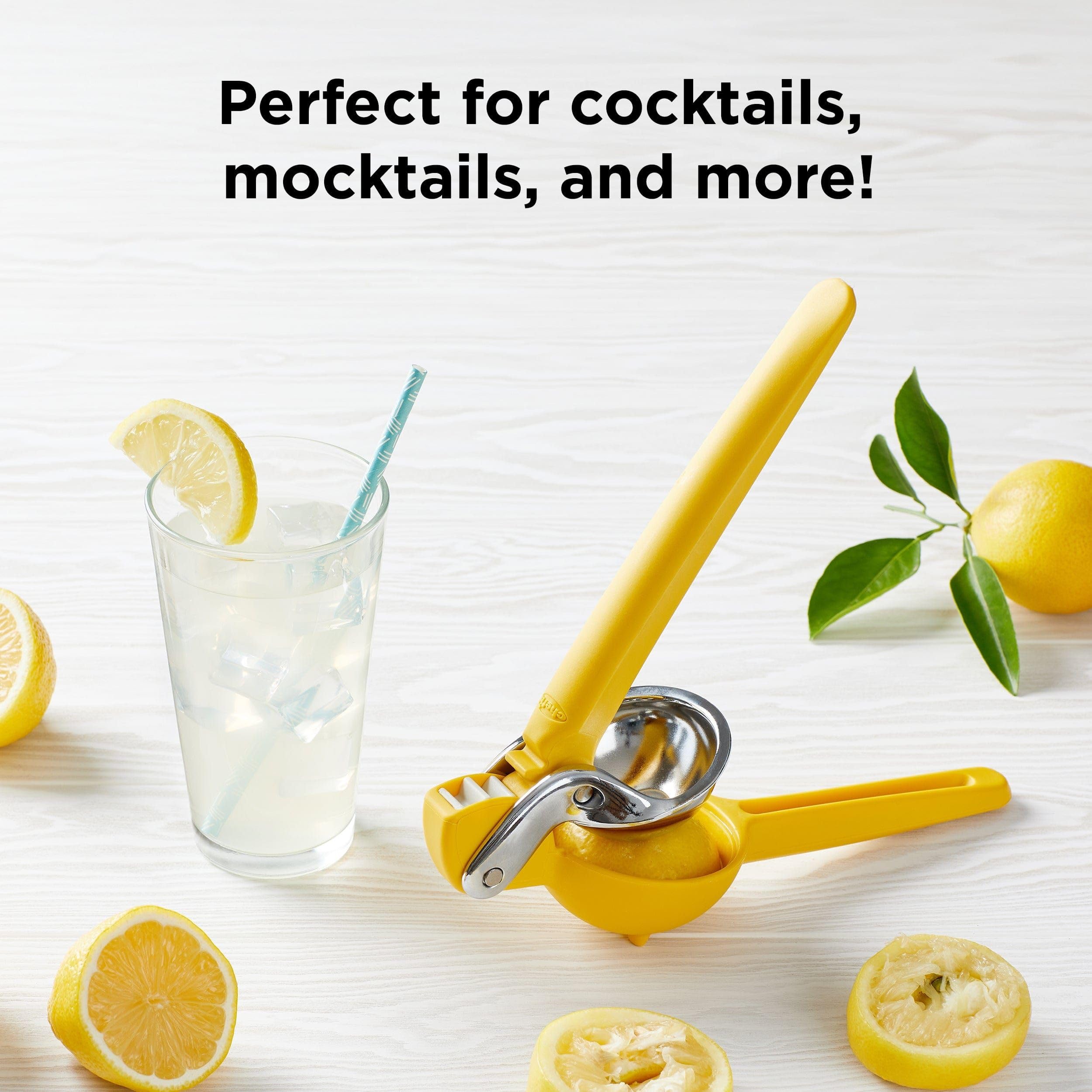 Chef'n FreshForce Lemon Squeezer Citrus Juicer, Manual Hand Press with Dual-Gear Power for Maximum Juice Extraction, Durable, Yellow