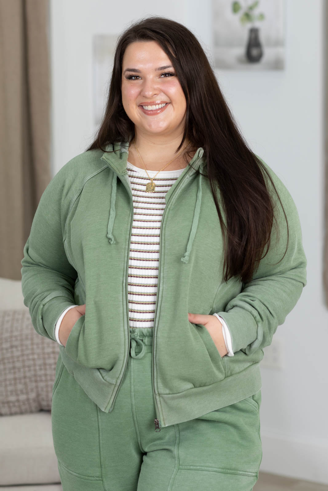 🔥 FALL SALE | 6 FOR ONLY $25.99! Women’s Cozy Campfire Full-Zip Hoodies – Soft Fleece Everyday Essentials